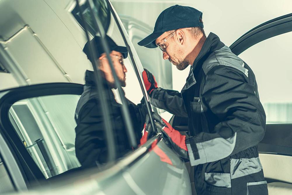 Kompletny przewodnik po zautomatyzowanych systemach zarządzania warsztatem samochodowym