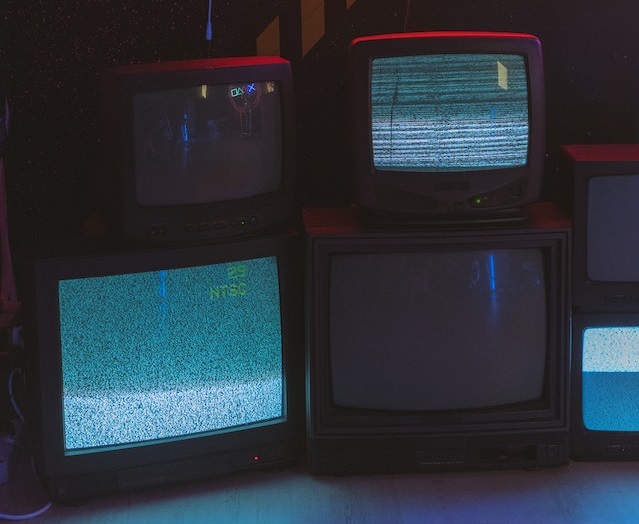 Jak naprawić telewizor z uszkodzonym przewodem zasilającym?
